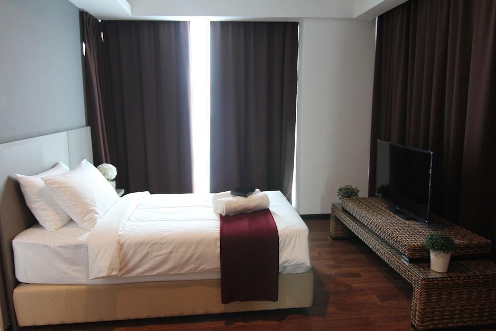 Nexus Regency Suites Hotel Subang Jaya Shah Alam Exterior photo